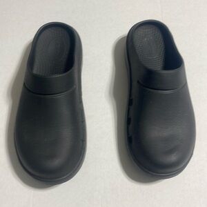 Oofos OoClog, Unisex  Mens 6 Women 8